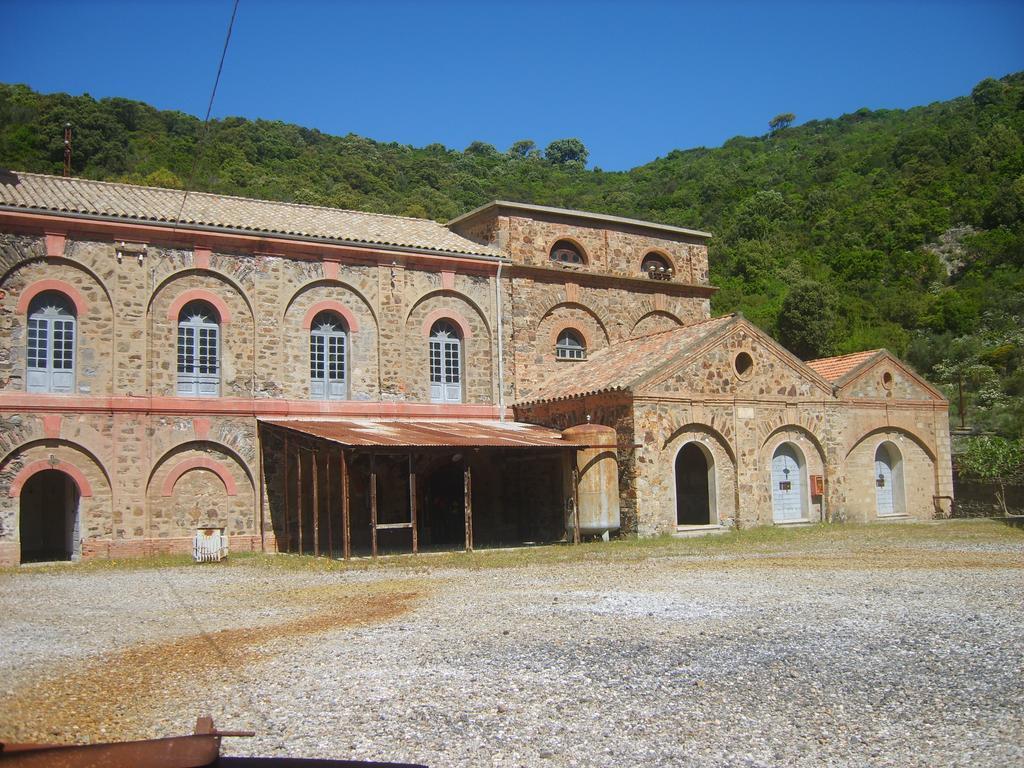 Вилла Agriturismo Satanca Арбус Экстерьер фото