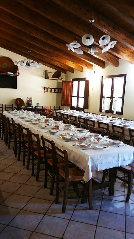 Вилла Agriturismo Satanca Арбус Экстерьер фото